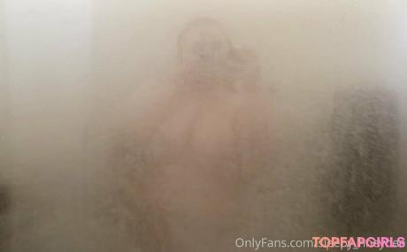 Sleepy_hneybee nude leaked OnlyFans pic