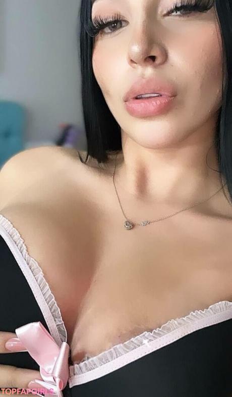 Natgtz nude leaked OnlyFans pic