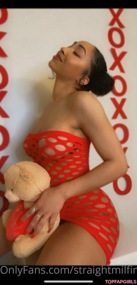 Straightmilfin nude leaked OnlyFans pic