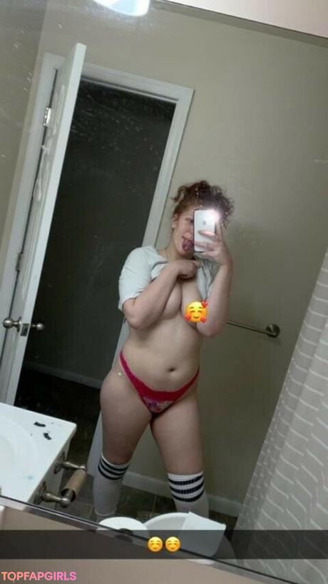 Emmaelaine01 nude leaked OnlyFans pic