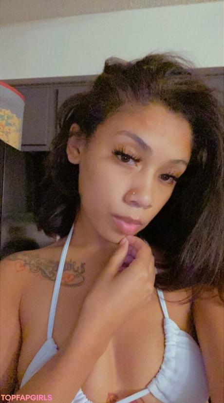 Petitenpretty00 nude leaked OnlyFans pic