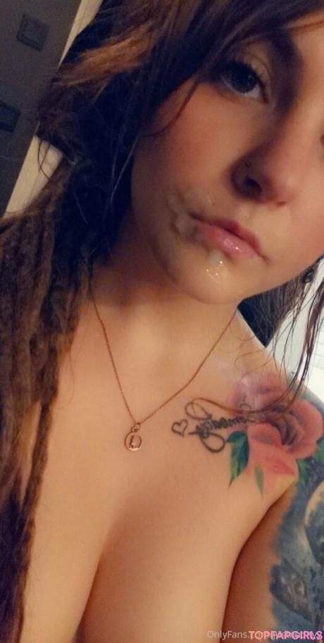 Smellsliketnspiritvip nude leaked OnlyFans pic