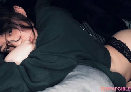 Lil.zogbabe nude leaked OnlyFans pic