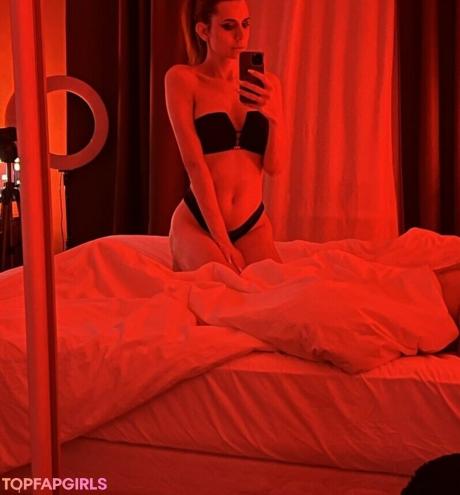 Foxyirene nude leaked OnlyFans pic