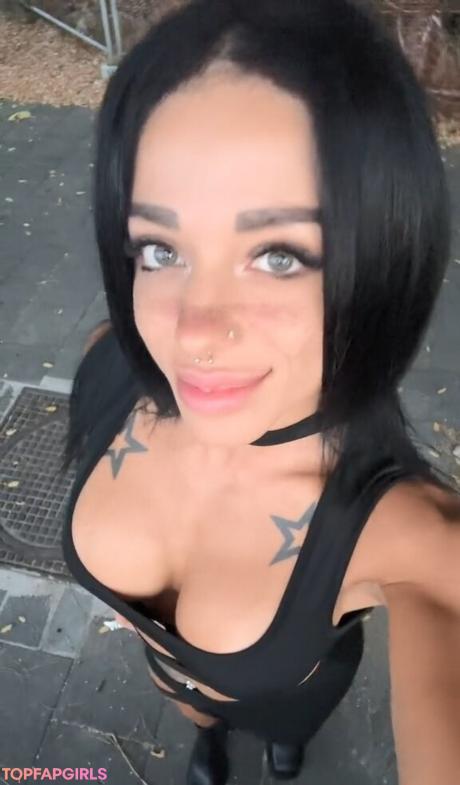 Imviolet_ nude leaked OnlyFans pic