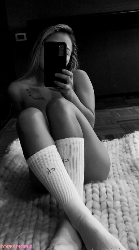 Yahicieza nude leaked OnlyFans pic