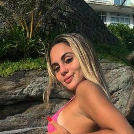 Lara nude leaked OnlyFans pic