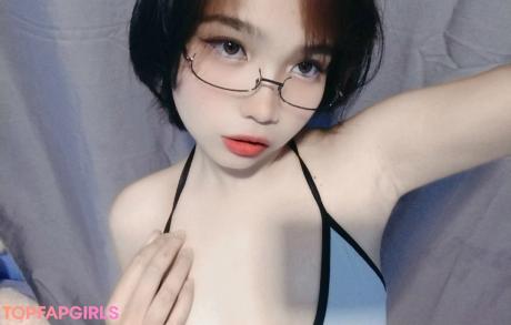 AraNikolaev nude leaked OnlyFans pic