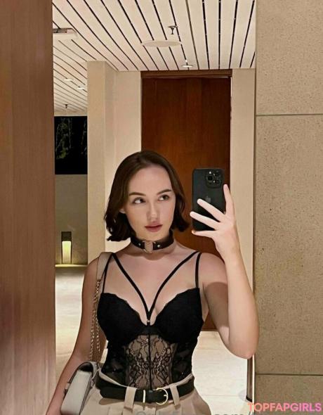 Tinnysofi nude leaked OnlyFans pic
