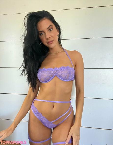 Stephanie nude leaked OnlyFans pic