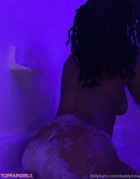 Lezblueprnt nude leaked OnlyFans pic