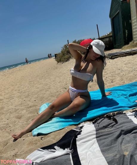 Bec nude leaked OnlyFans pic