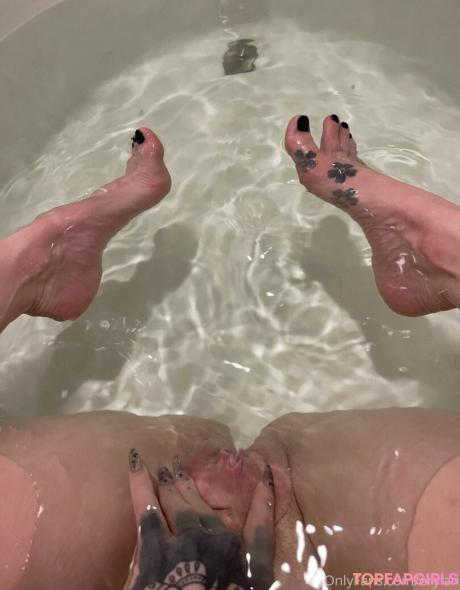 Babyorylan nude leaked OnlyFans pic