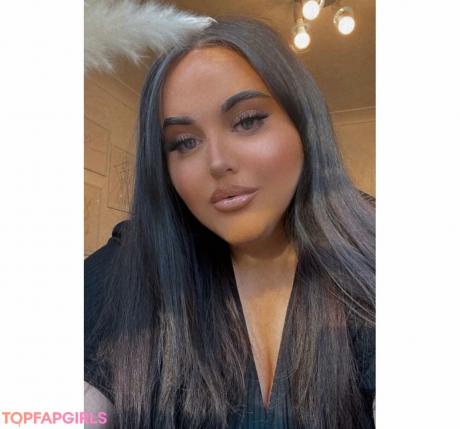 Chloe nude leaked OnlyFans pic