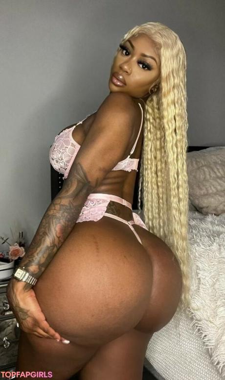 Prettii nude leaked OnlyFans pic