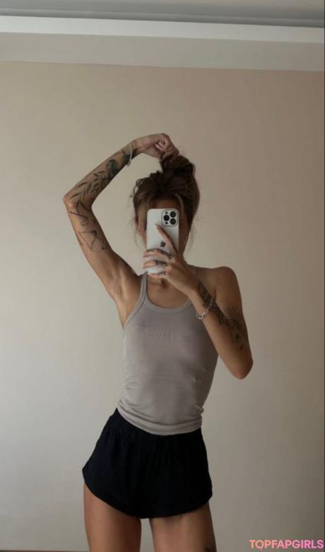 Pelinay nude leaked OnlyFans pic