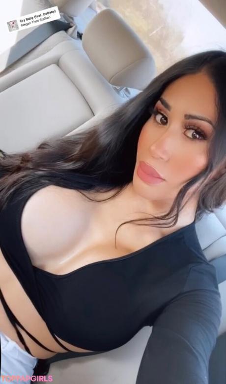 Barbie nude leaked OnlyFans pic