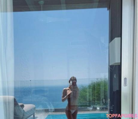 Sofia nude leaked OnlyFans pic