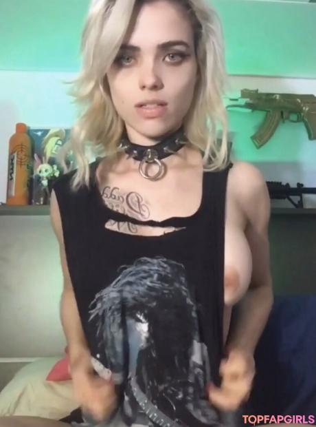 Shanda nude leaked OnlyFans pic