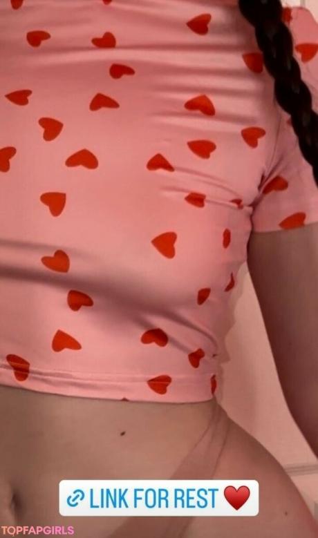 Elizabeth nude leaked OnlyFans pic