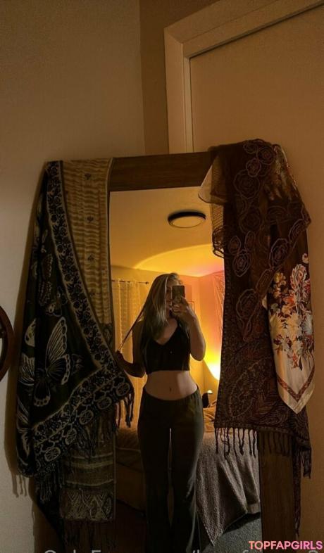 Lunaforyou2 nude leaked OnlyFans pic